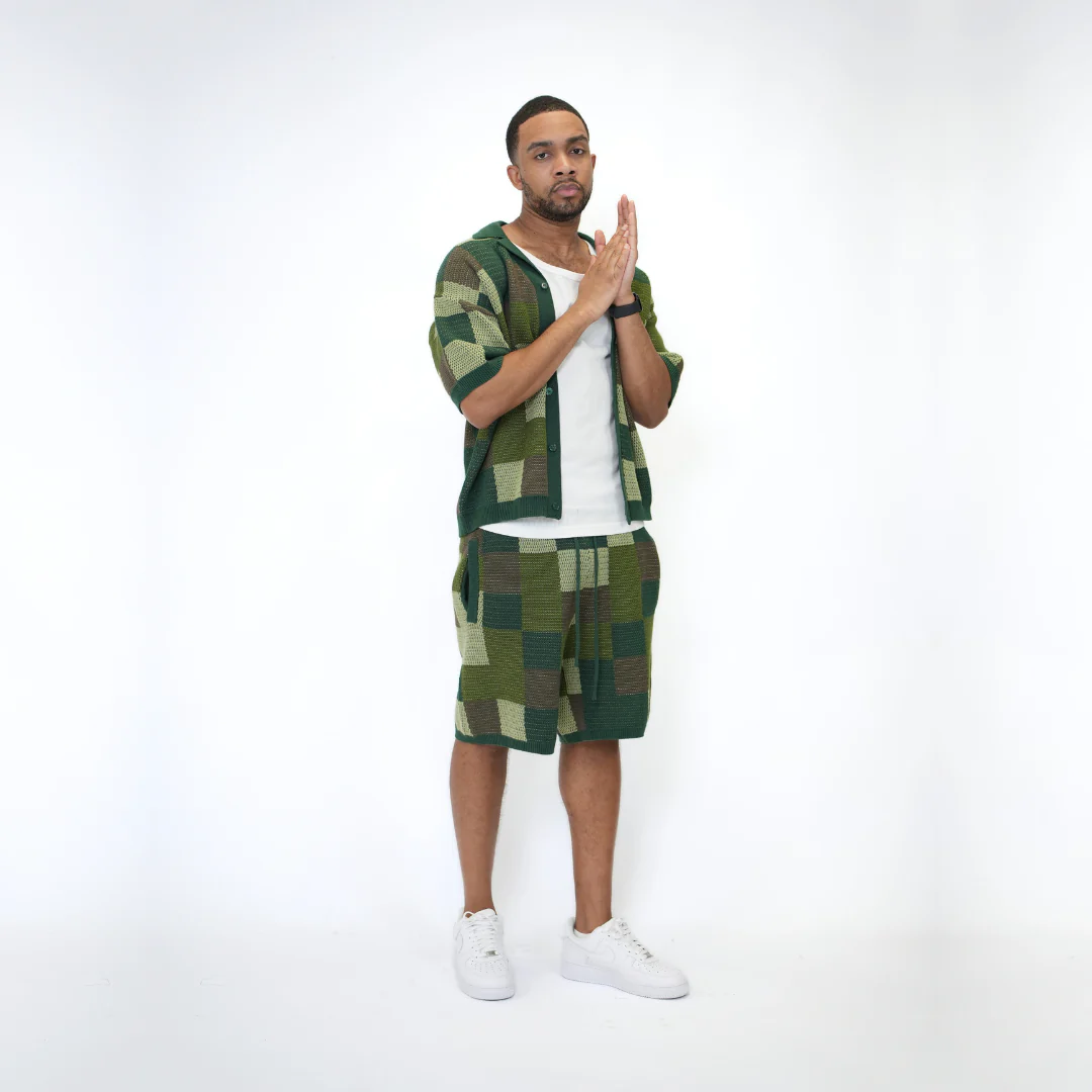 the crochet-knit checkered shorts - camo - Image 4