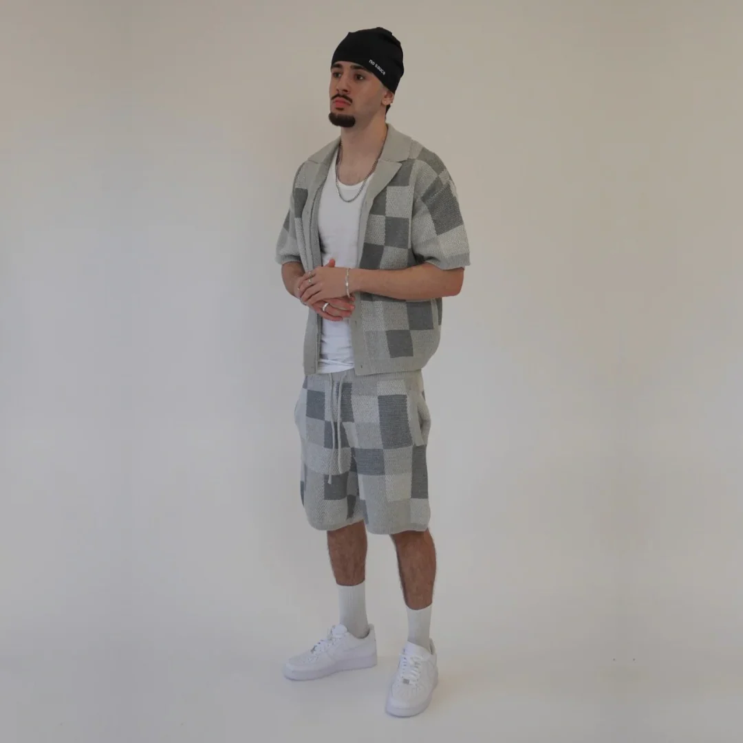 the crochet-knit checkered shorts - grey - Image 4