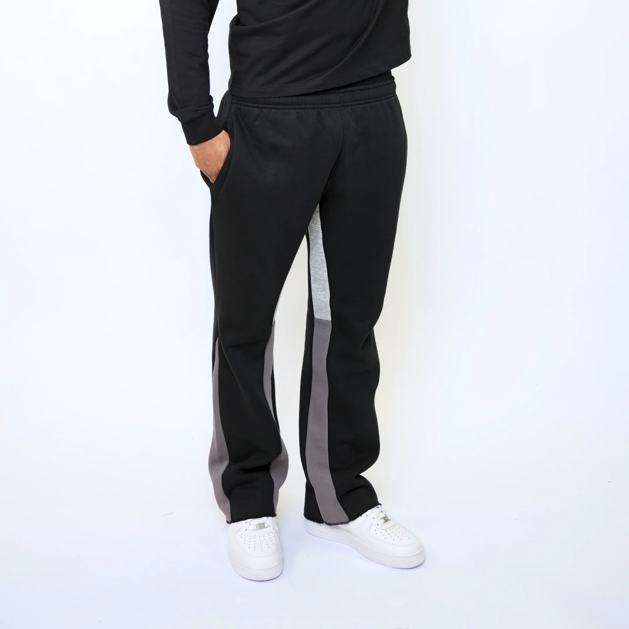the flared jogga' - black - Image 3