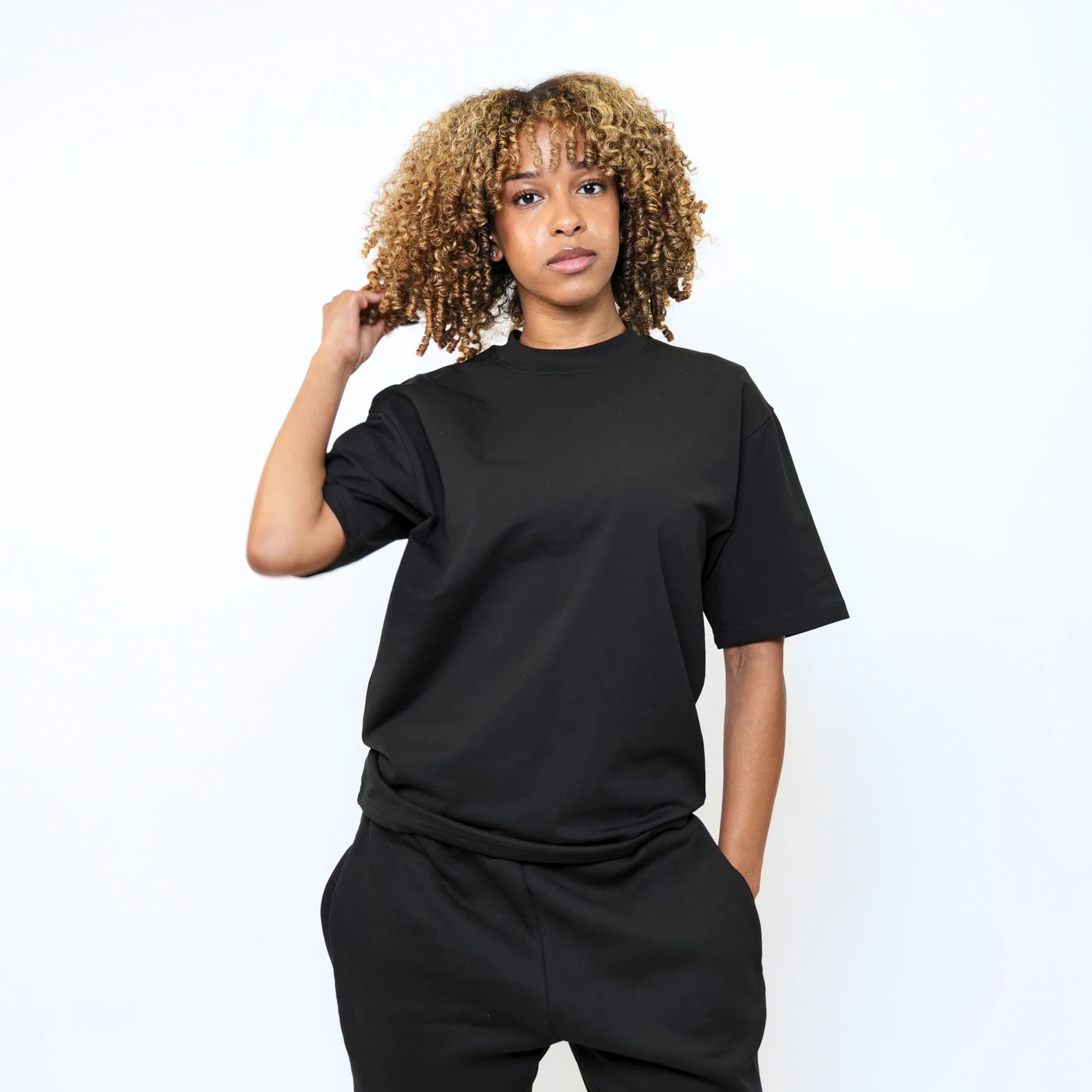 the perfect oversized tee - black - Image 6